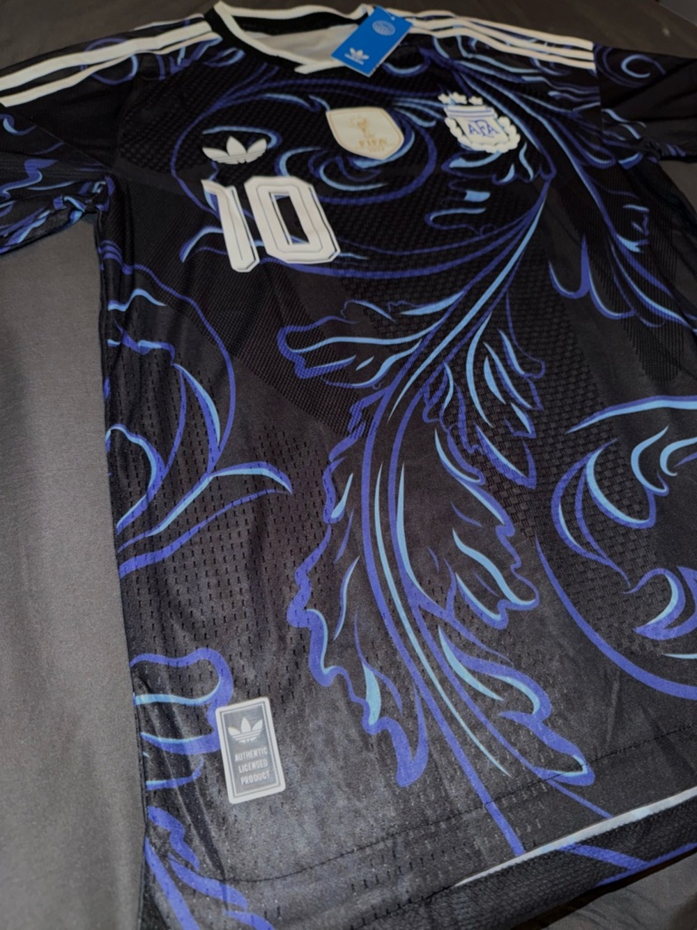 ARGENTINA 2026 WORLD CUP AWAY MESSI #10 SLIM FIT - Picture 6 of 8